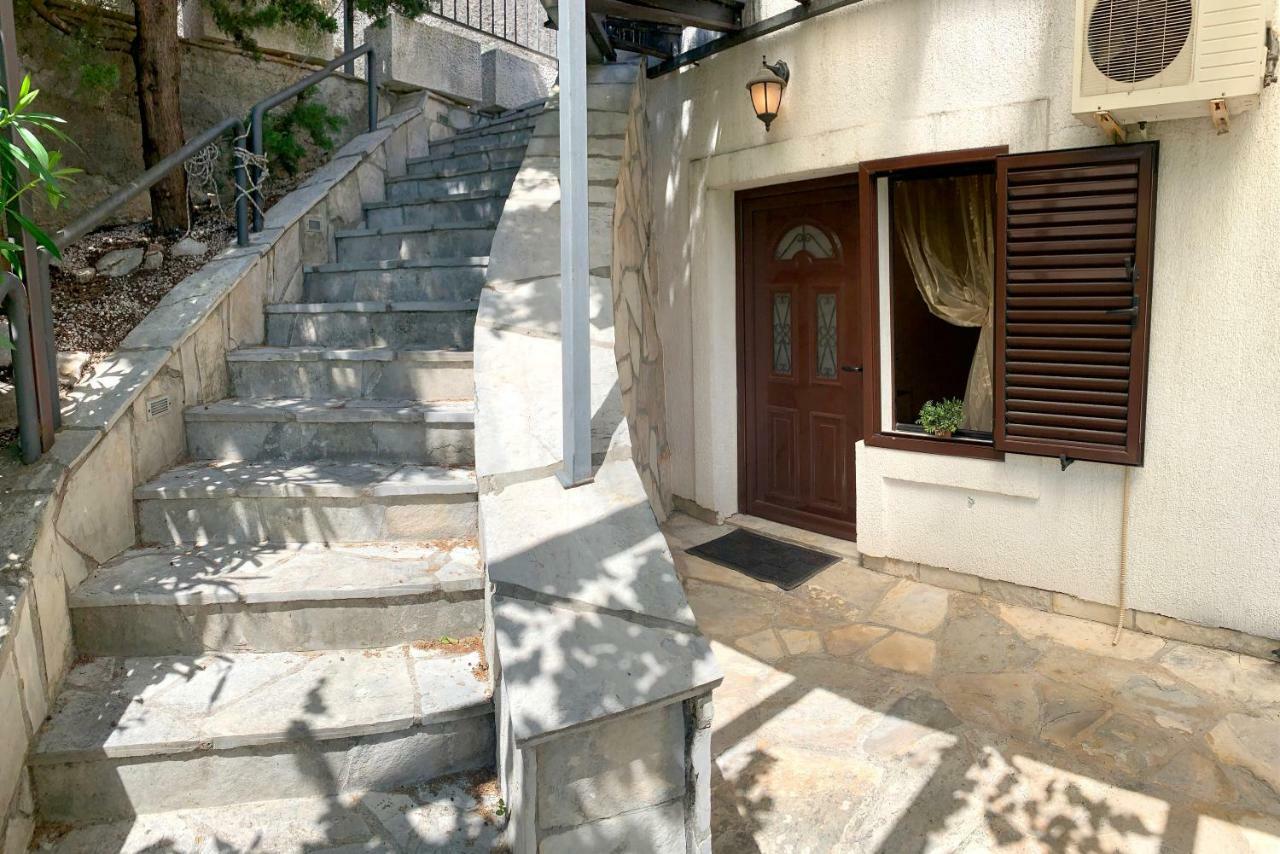 Villa Monte Boutique Apartments In Herceg Novi Exterior photo